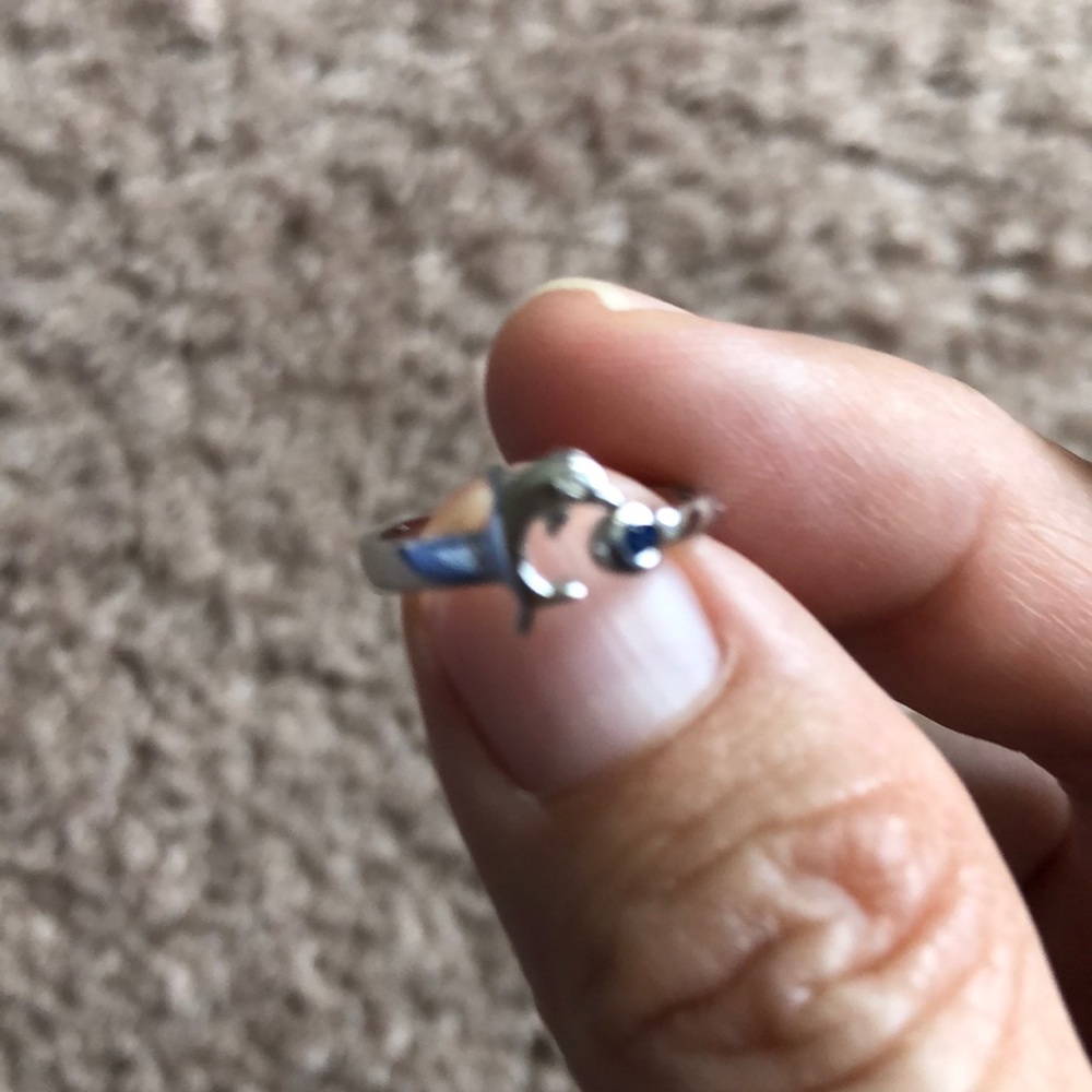 Silver Toe Ring with CZ Dolphin - Picture 5 of 5